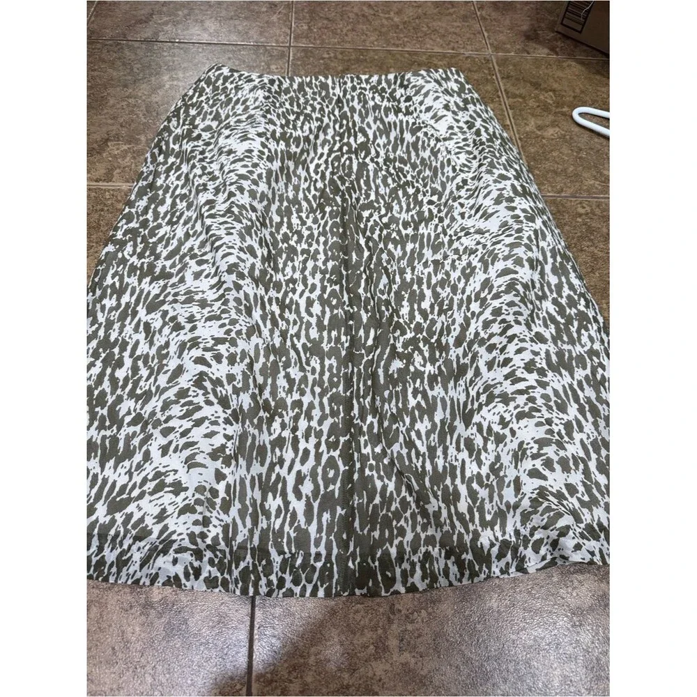 J.Crew 100% Silk Animal Print A-Line Skirt Size 8 Olive Green Midi